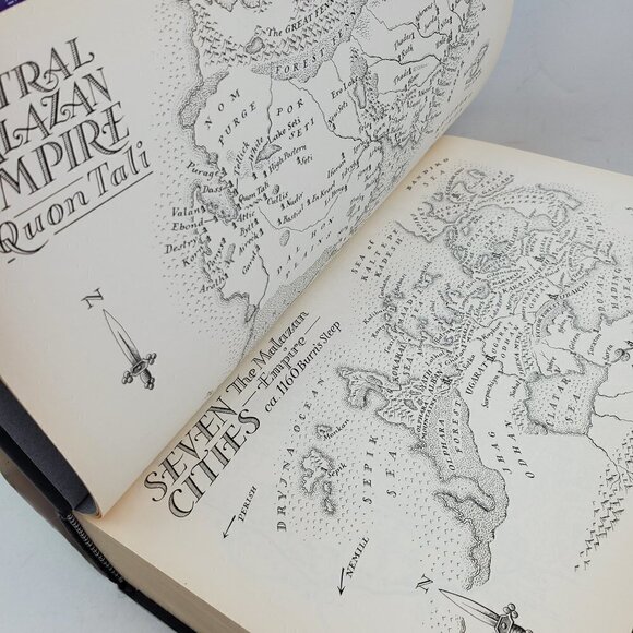 Bonehunters Malazan Book 6 Erikson HCDJ 2006 First Print Seemingly Unread Spine - Picture 7 of 15